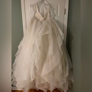NWT Hailey Paige Bowie wedding gown